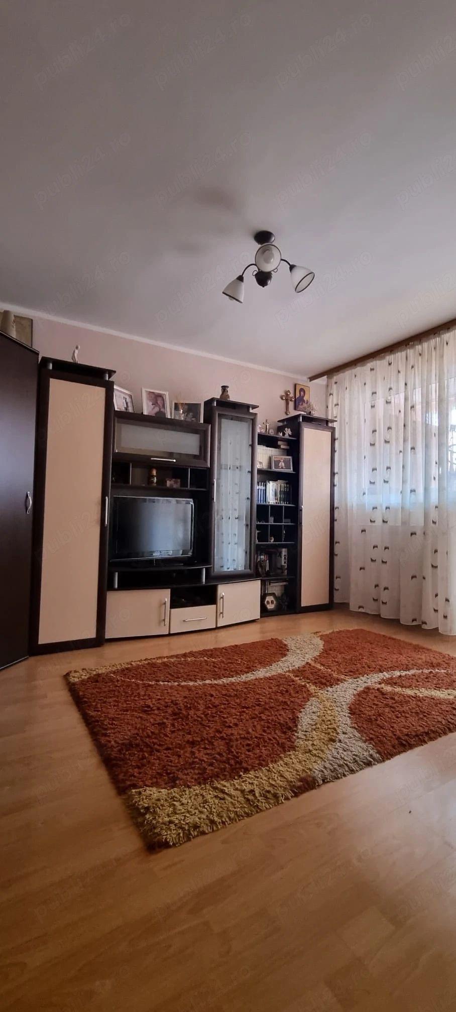 De inchiriat apartament 2 camere, Micro 20, zona 2 Cocosi, et. 6, 1900 lei - 1