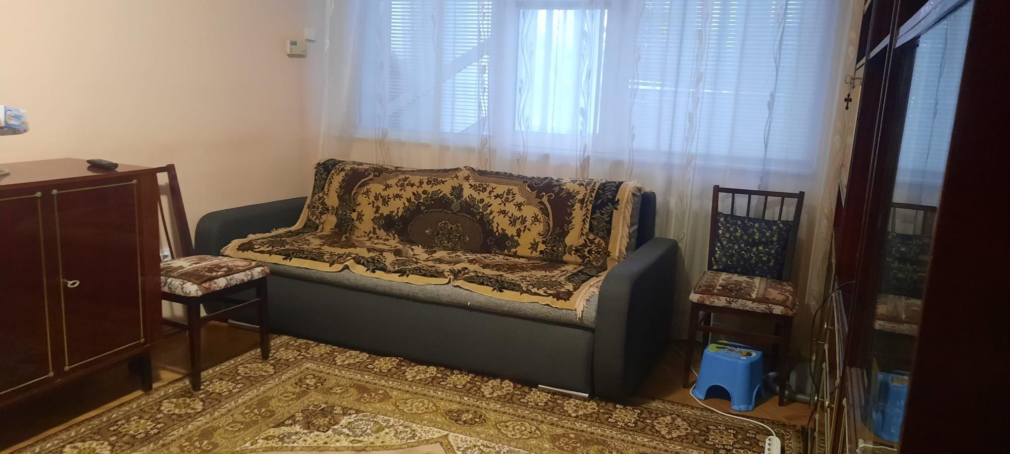 De inchiriat apartament cu 2 camere, Tiglina 2, et. 1, 350 euro - 1