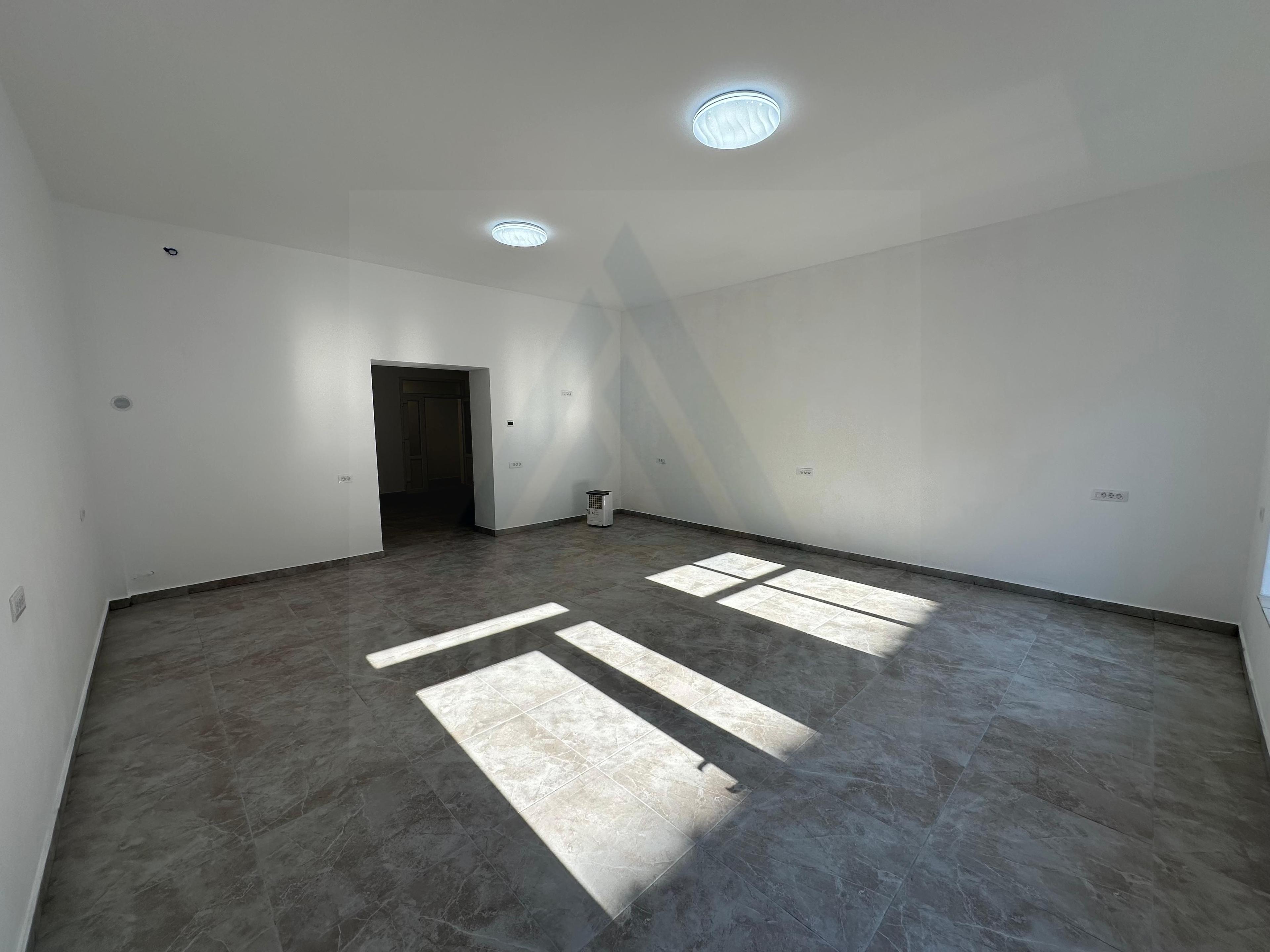 Spatiu comercial 86,8 mp utili vitrina stradala zona Ultracentrala - 3