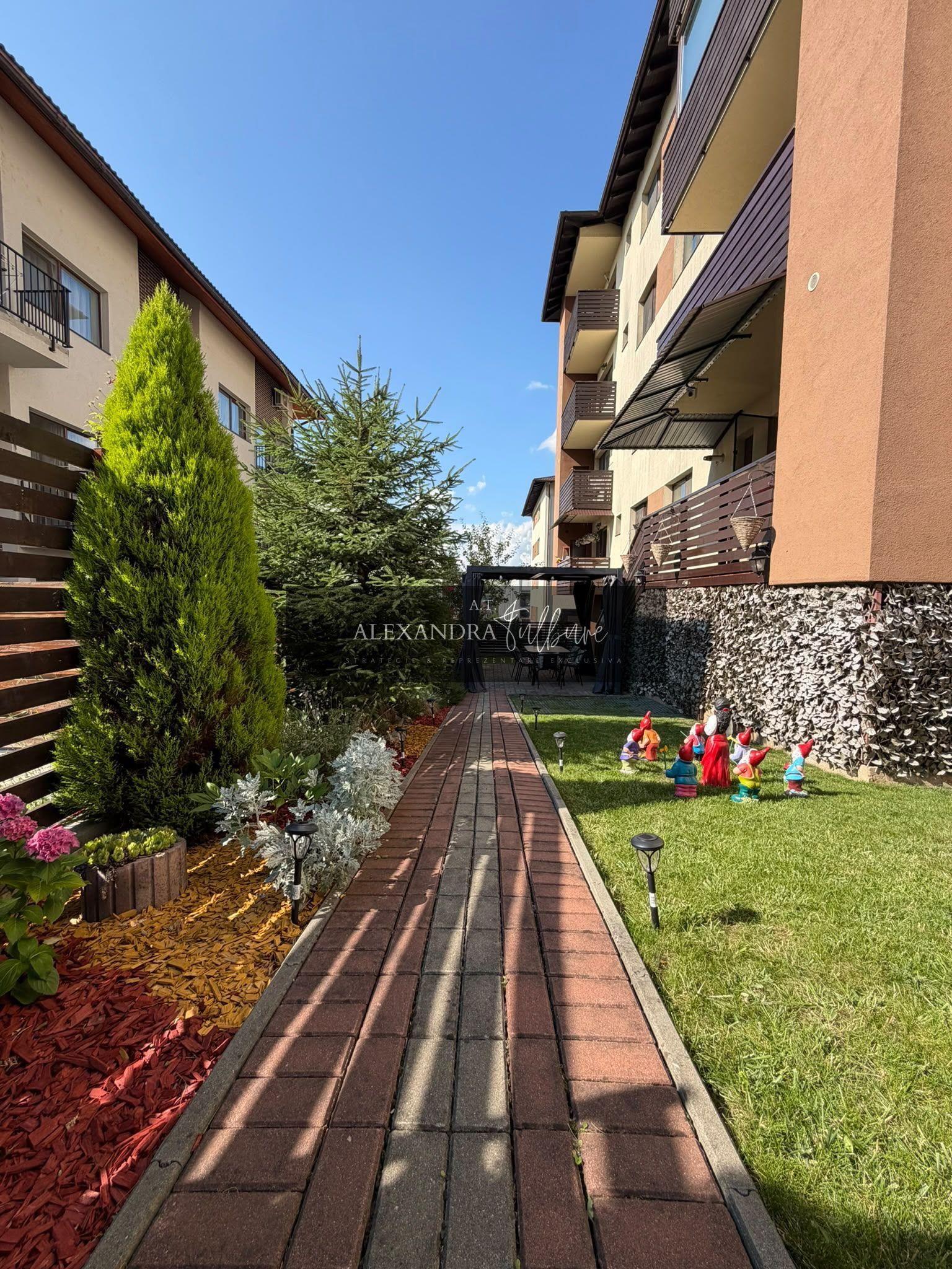 Apartament 3 camere, curte, boxa, parcare, Sub Cetate - 40