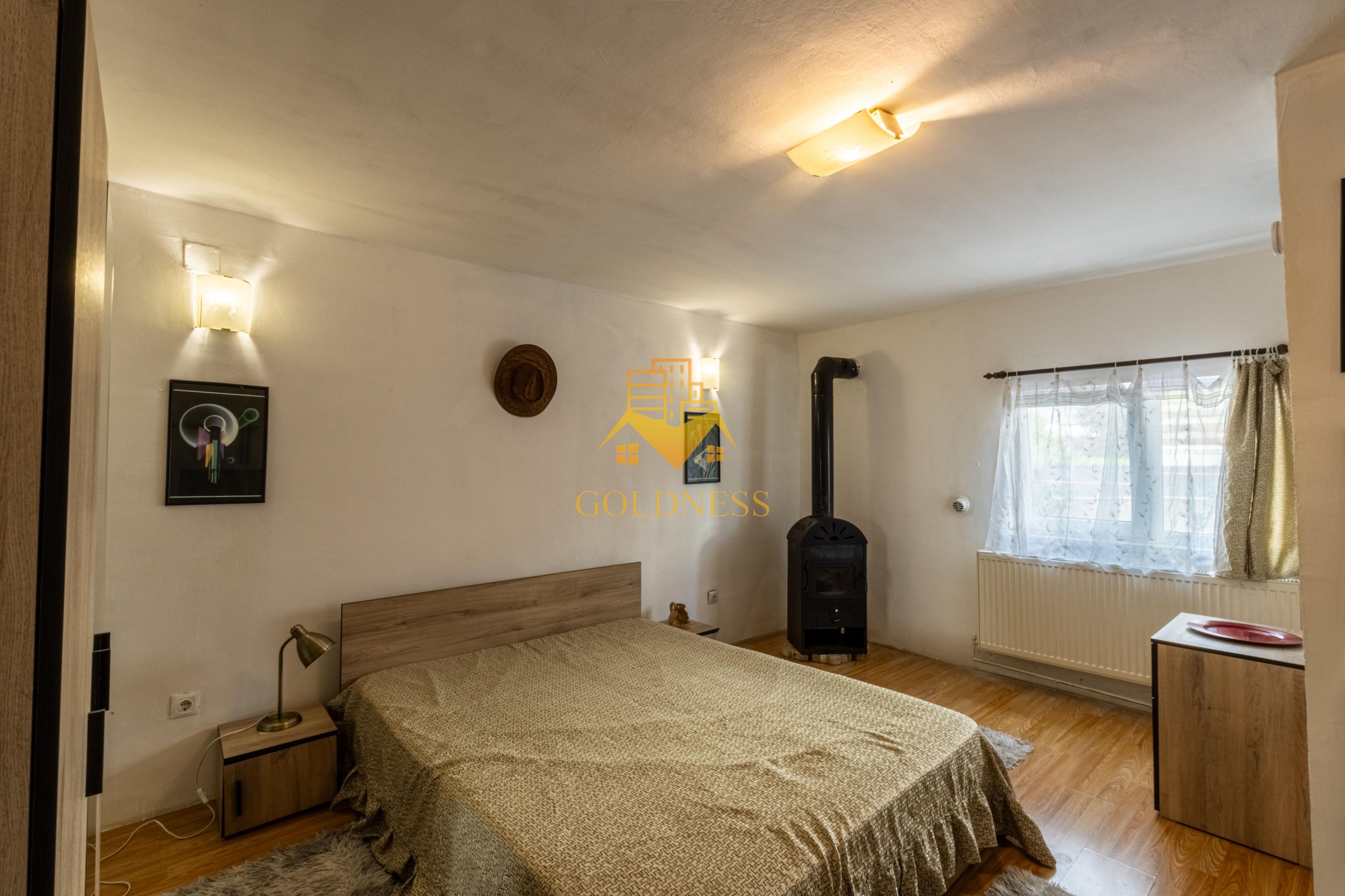 1 camera, curte, 42 mp, Andrei Muresanu, Zona Engels Bistro, Parcare - 2