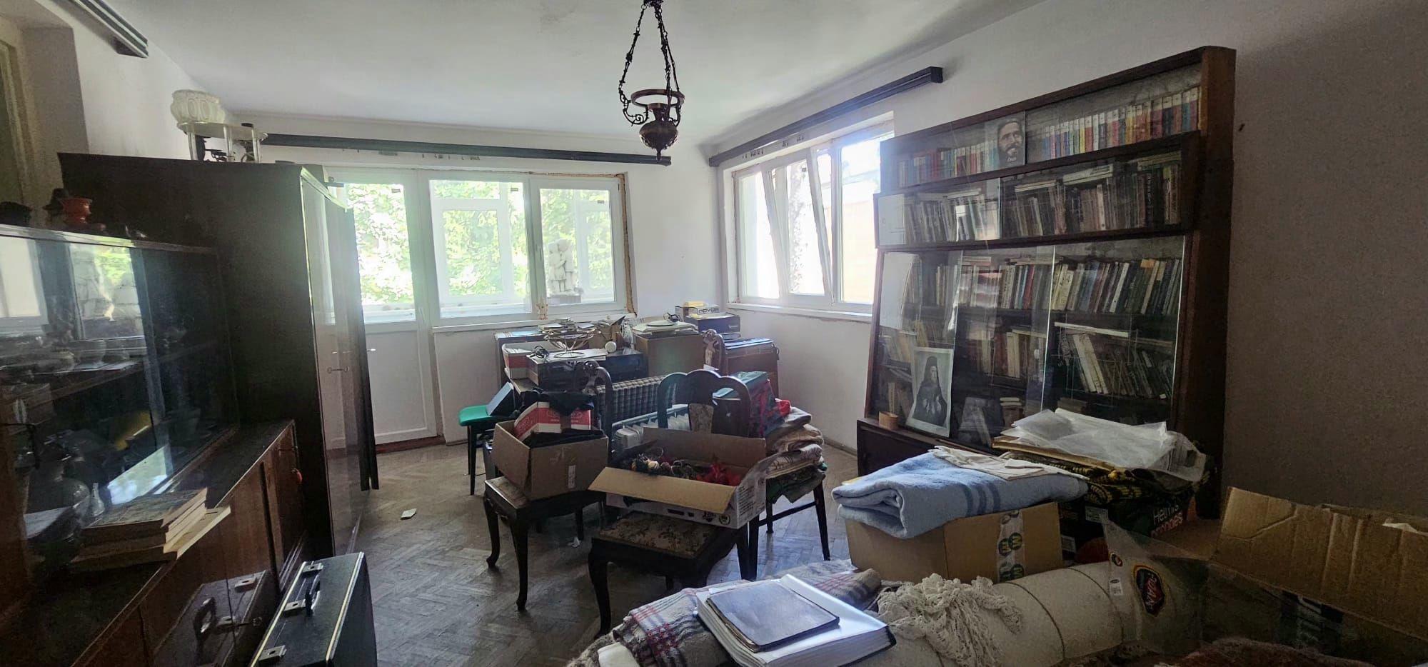 De vanzare - Casa P+1E - Alea Trandafirilor - 220.000 euro - 2