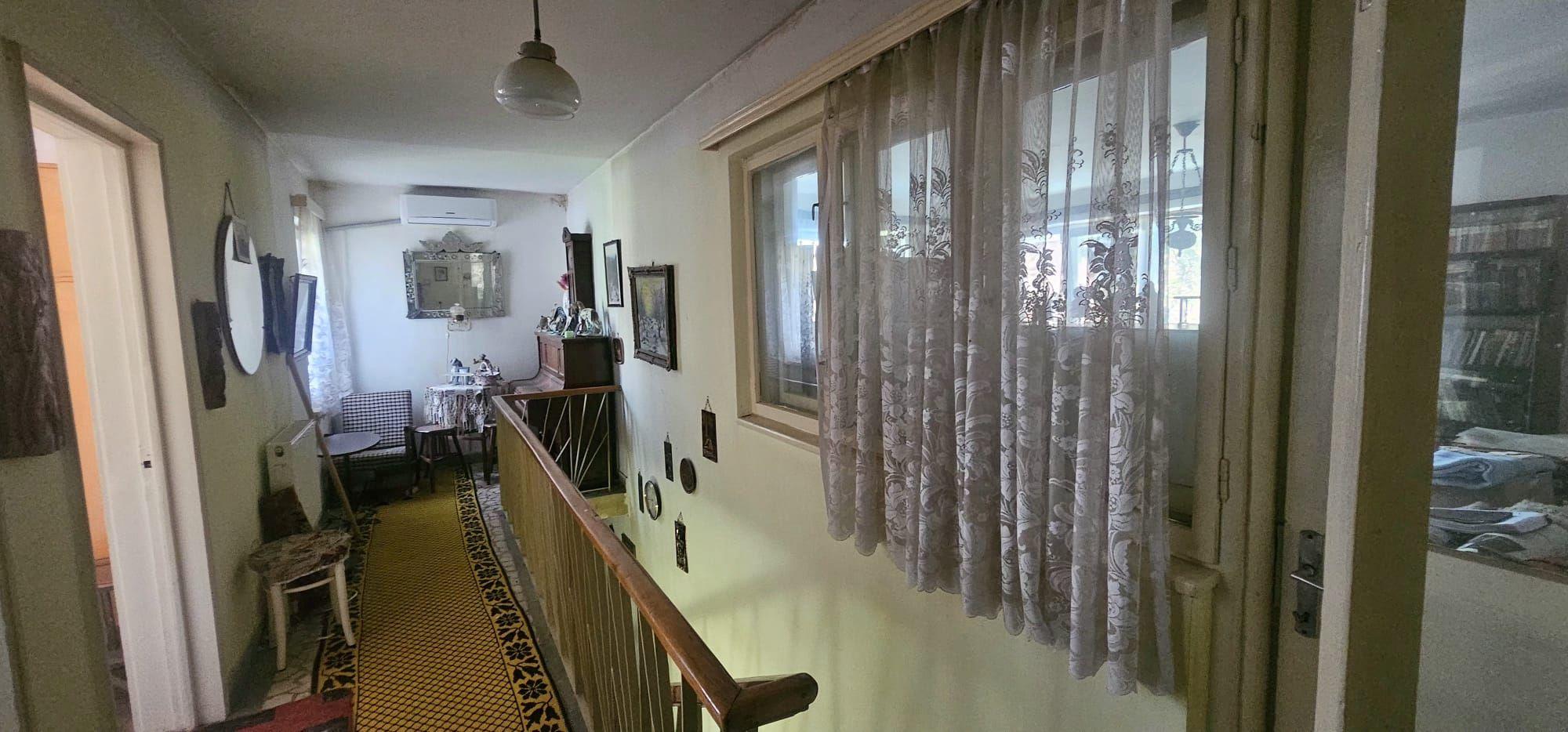 De vanzare - Casa P+1E - Alea Trandafirilor - 220.000 euro - 8