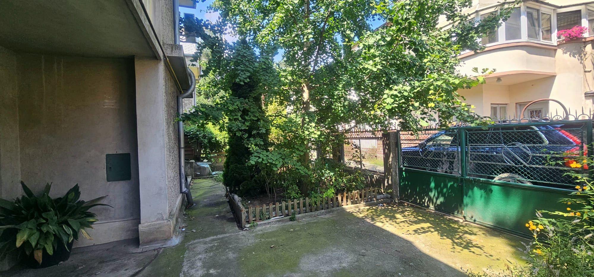 De vanzare - Casa P+1E - Alea Trandafirilor - 220.000 euro - 14