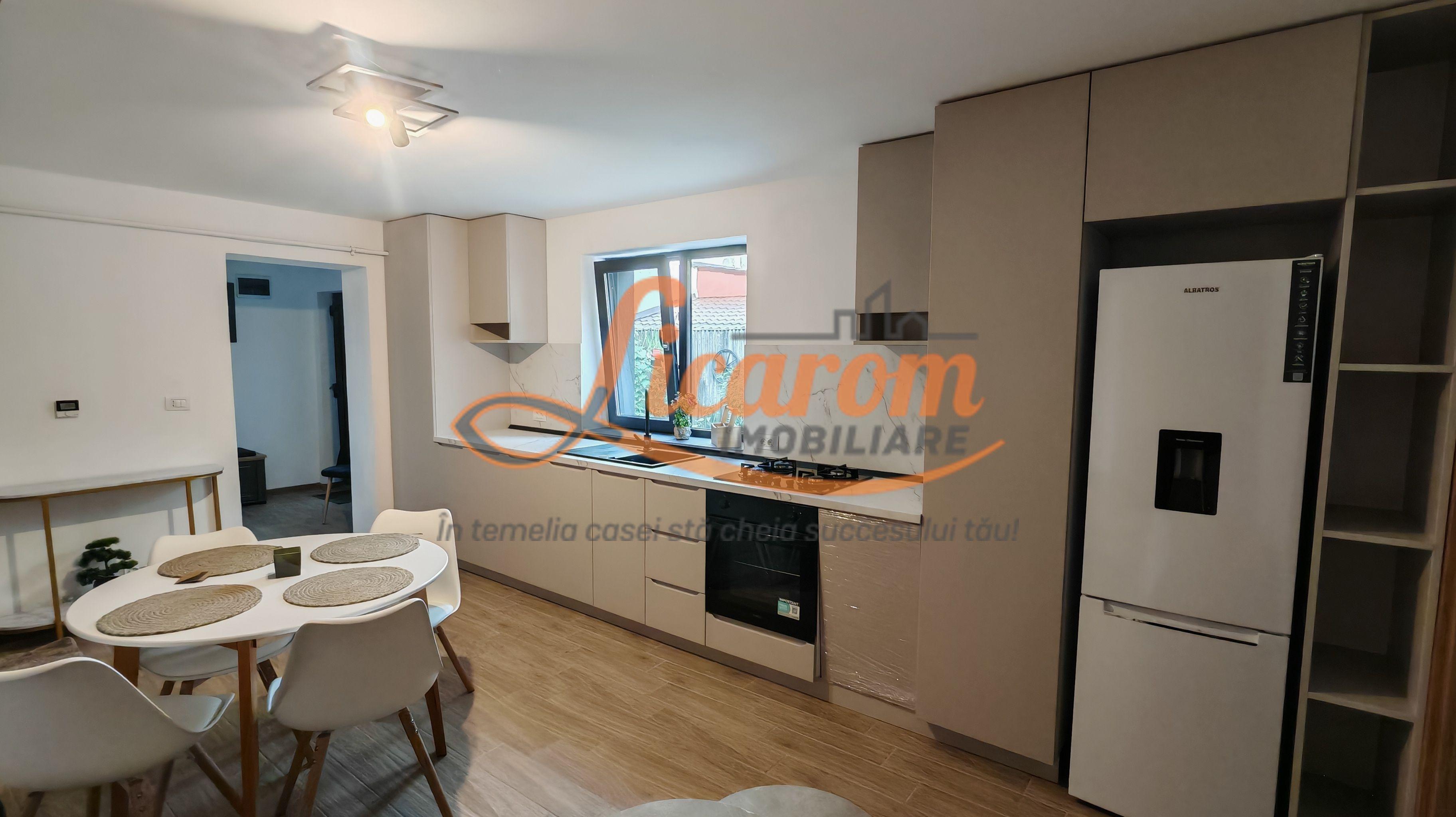 Apartament tip Casa 4 camere strada Carpatilor,totul nou. - 1