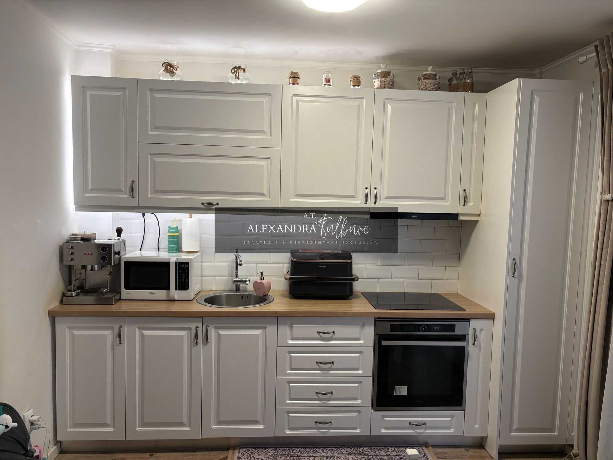 Apartament 3 camere, 2 balcoane, etaj intermediar - 1