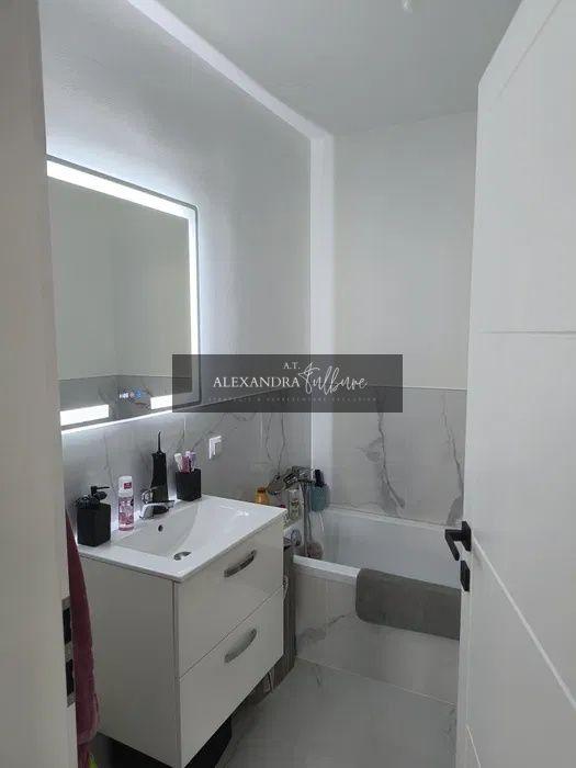 Apartament 3 camere, 2 bai, balcon, Teilor - 7