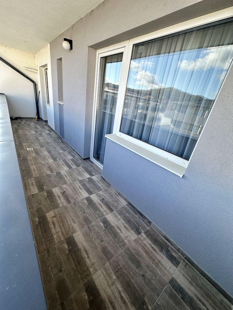 Apartament de vanzare 3 camere decomanda, balcon, parcare - 7