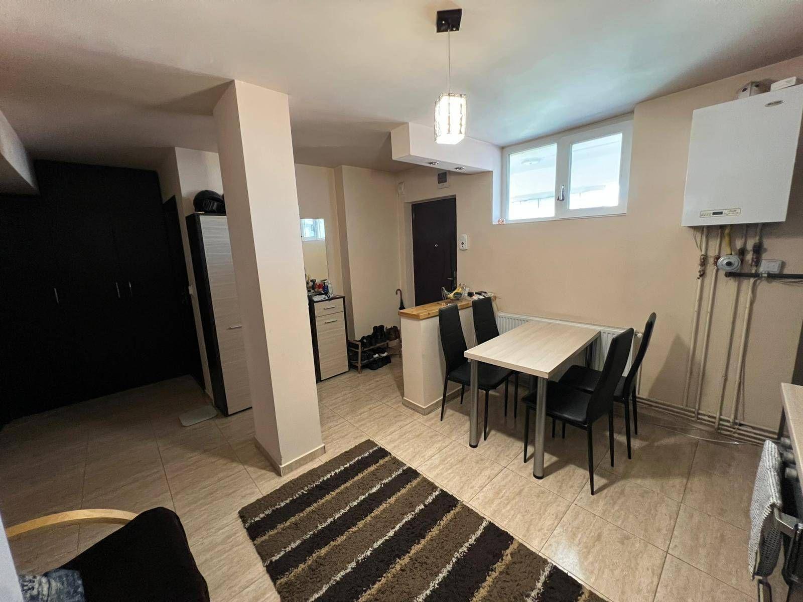 Apartament 3 camere, balcon, etaj intermediar, A. Vlaicu, Marasti - 1