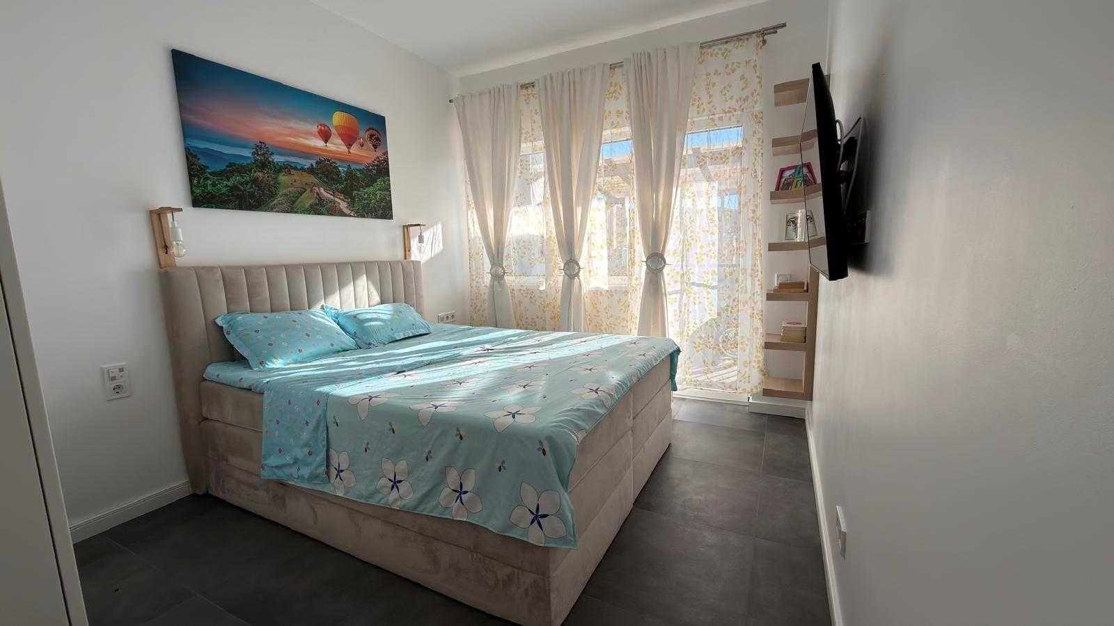 Apartament de vanzare 3 camere, 2 bai, gradina, parcare, Poligon - 2