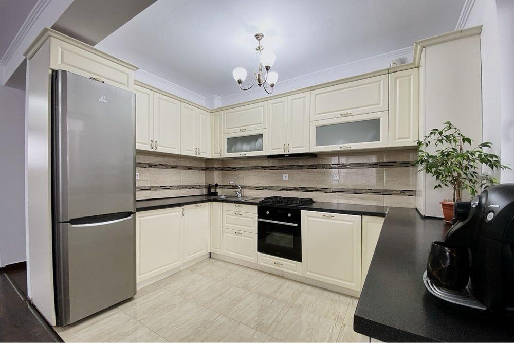 Apartament 3 camere, 2 balcoane, etaj intermediar, parcare. - 2