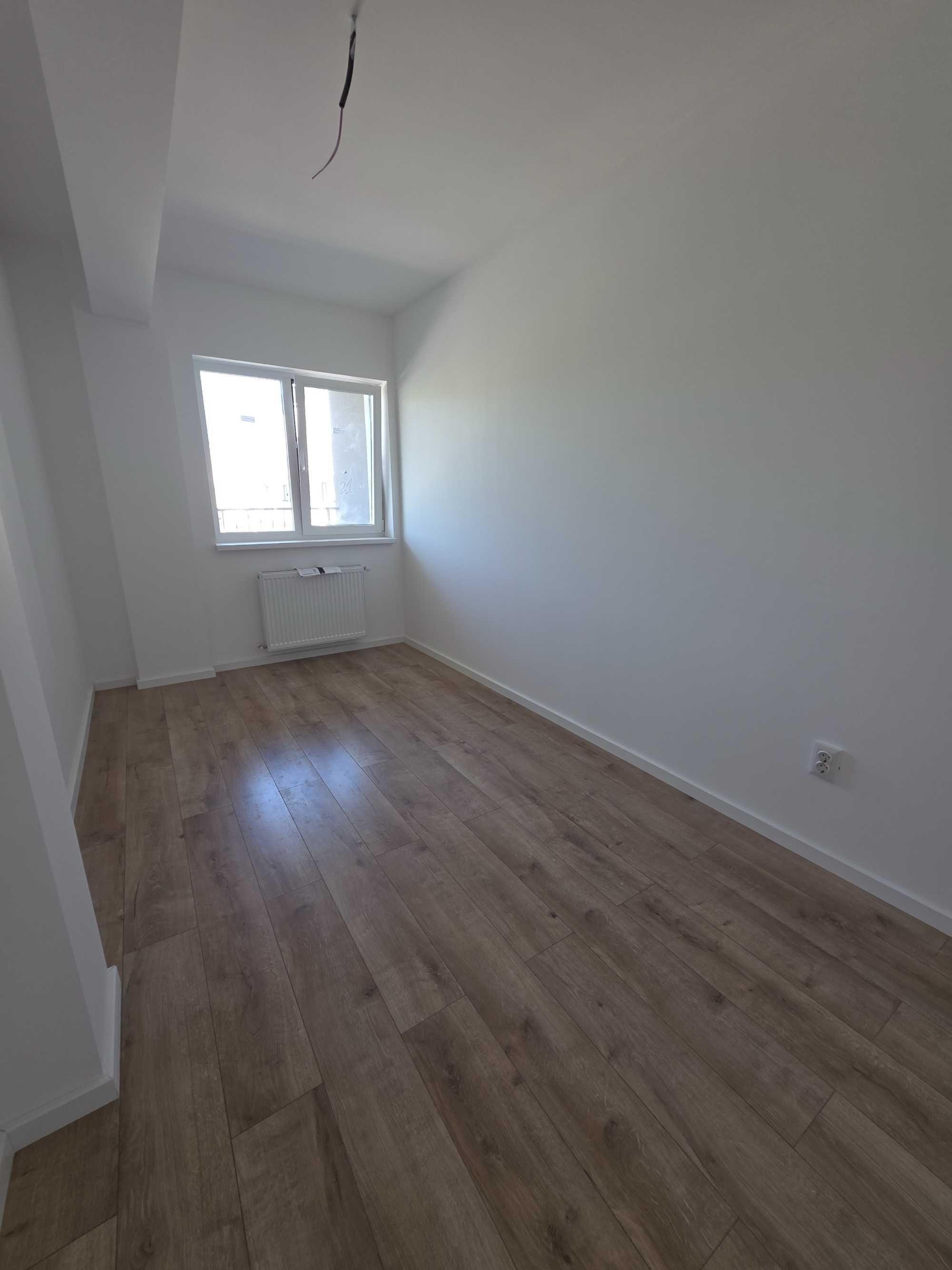 Apartament 2 camere, balcon, etaj intermediar, Terra - 3