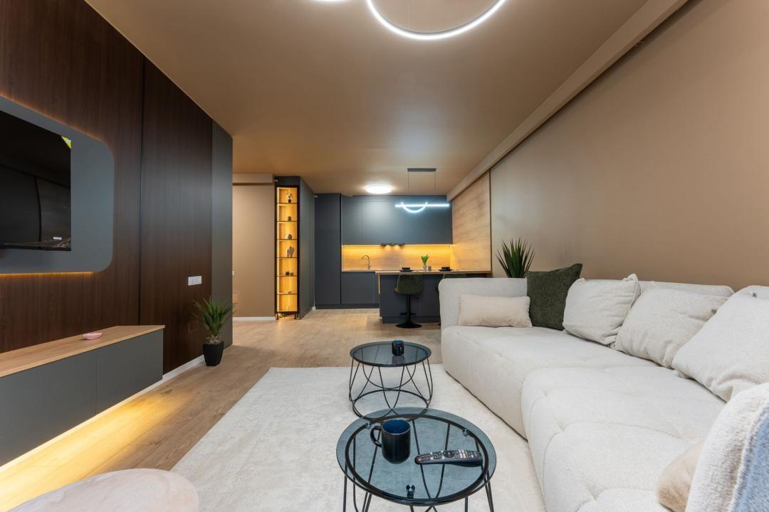 Apartament 2 camere, etaj intermediar, balcon, garaj, Eroilor - 2