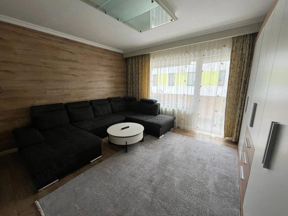 Apartament 2 camere decomandate, balcon, etaj intermediar, parcare - 1
