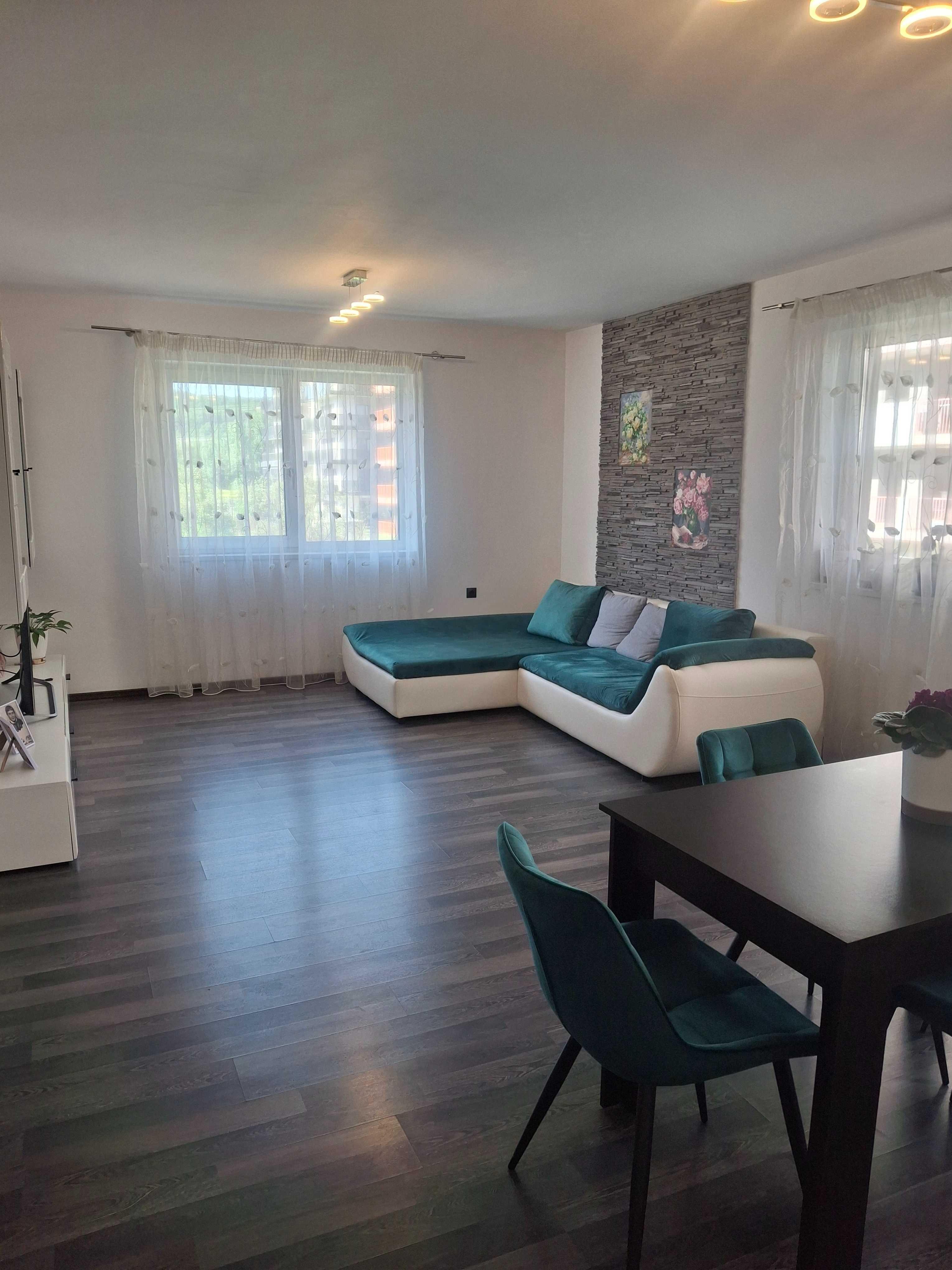 Apartament 2 camere, balcon, etaj intermediar, BMW - 1