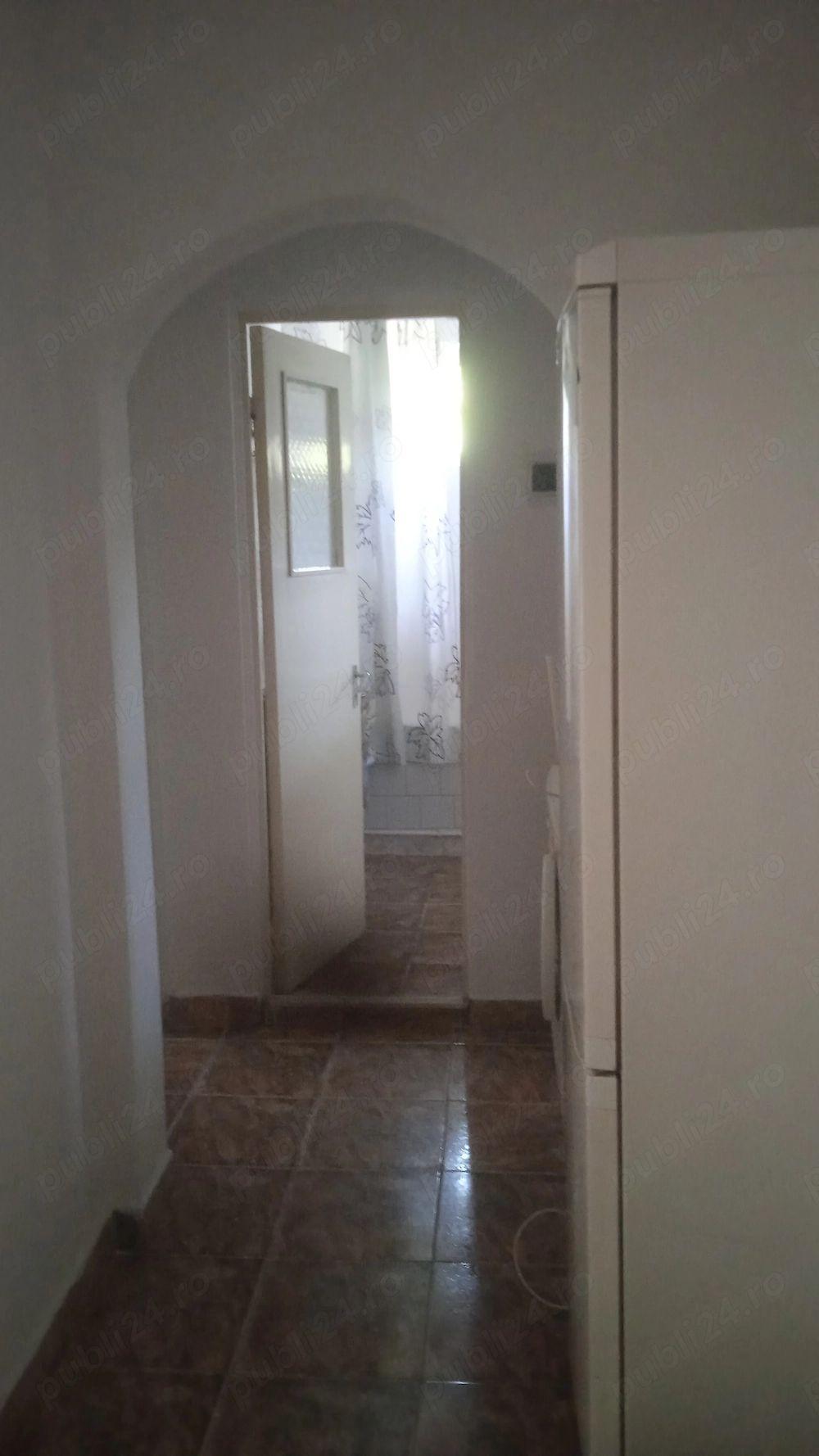 De inchiriat apartament cu 2 camere, Micro 20, 350 Euro - 5