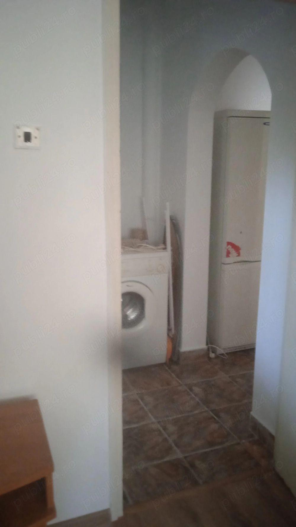 De inchiriat apartament cu 2 camere, Micro 20, 350 Euro - 2