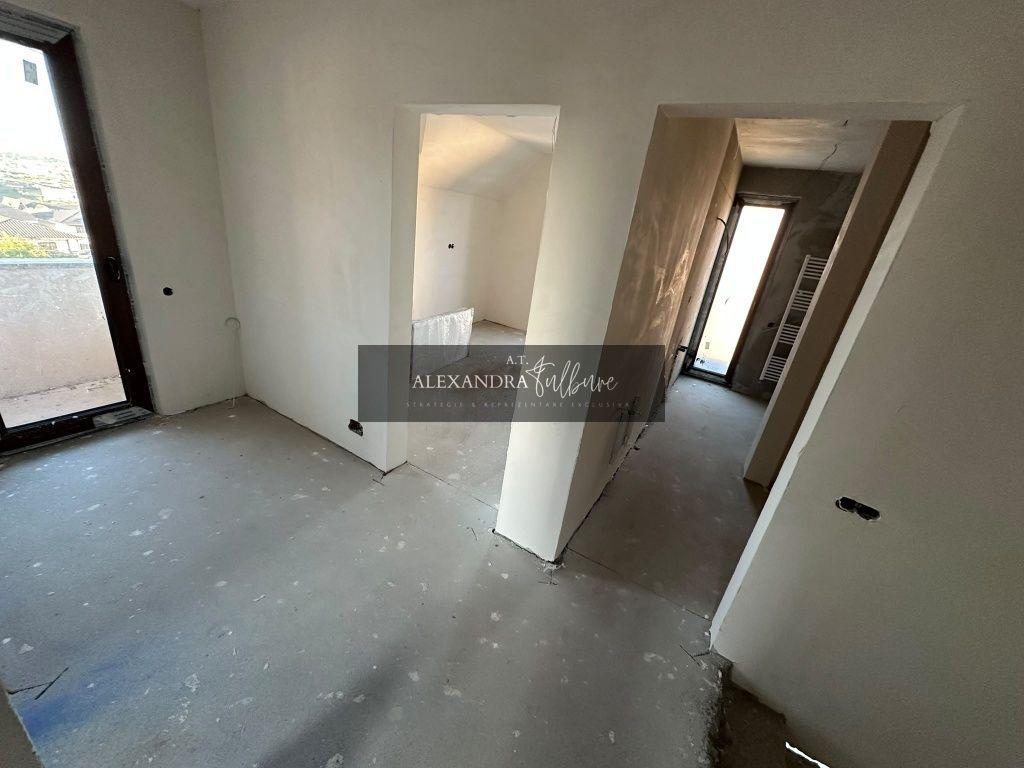 Casa de vanzare, P+1, 120 mp utili, 4 camere, 2 bai, 300 mp teren - 5
