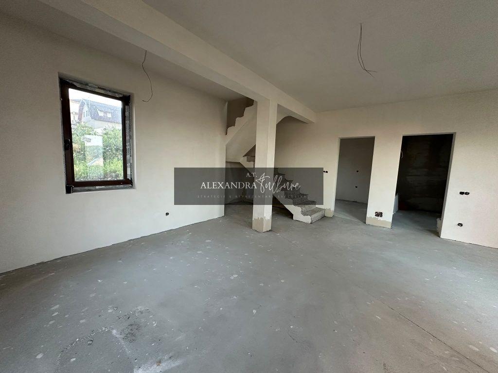 Casa de vanzare, P+1, 120 mp utili, 4 camere, 2 bai, 300 mp teren - 4