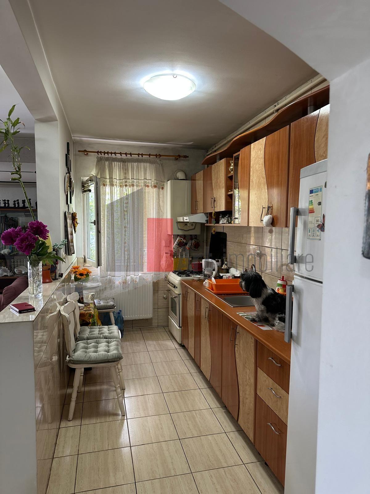 3 camere Prelungirea Ghencea - imobil 2014 - 5