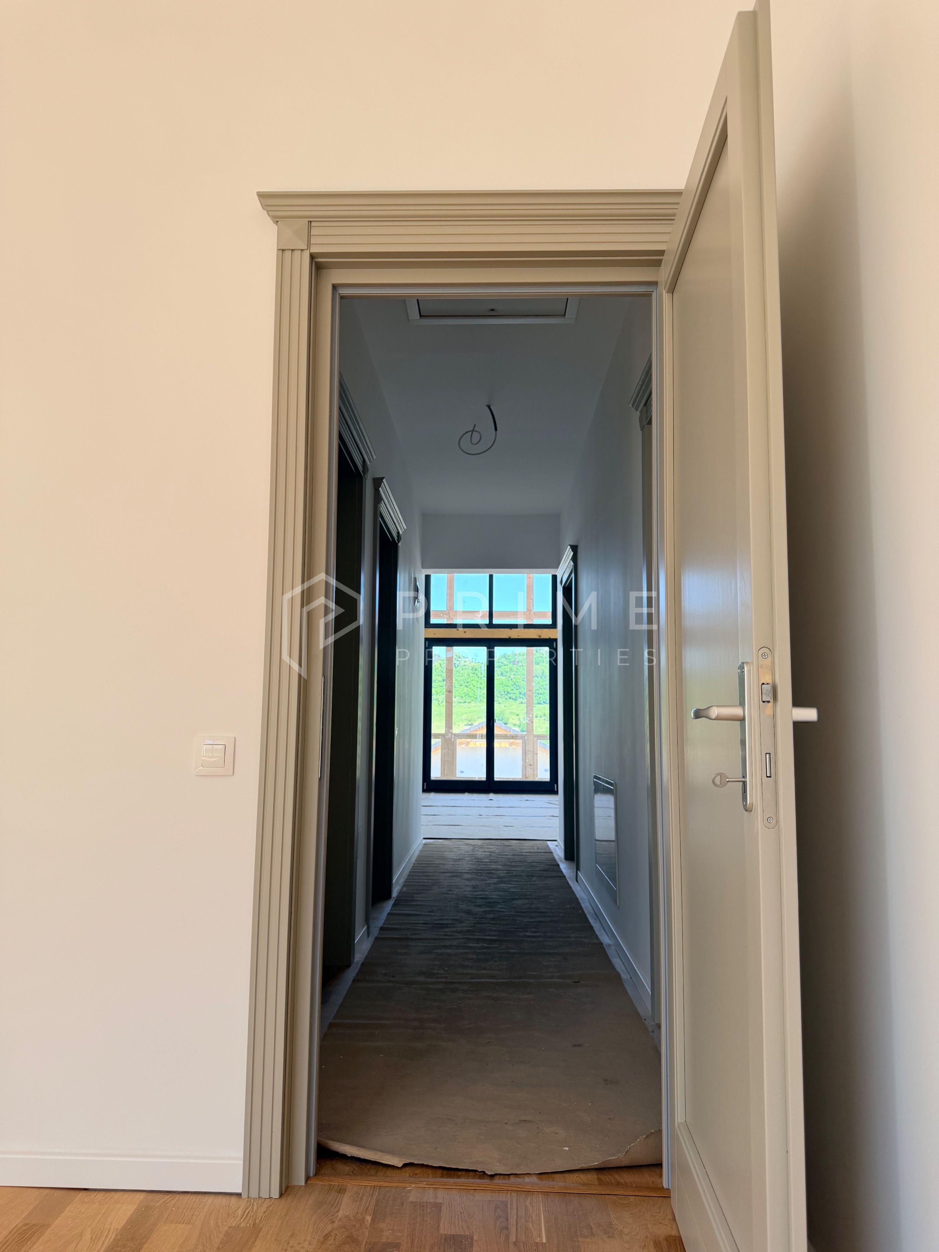 Vilă chalet modern cu perete panoramic de sticlă - Livezeni, Mureș - 9