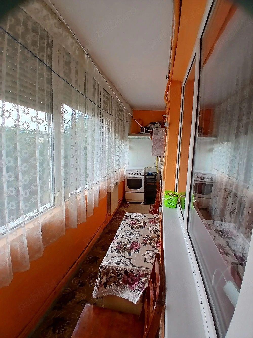 De inchiriez apartament 2 camere , Tiglina 1, 350 euro - 5