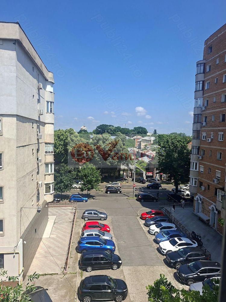 De inchiriat apartament 2 camere, Piața Centrală, 450 euro - 10