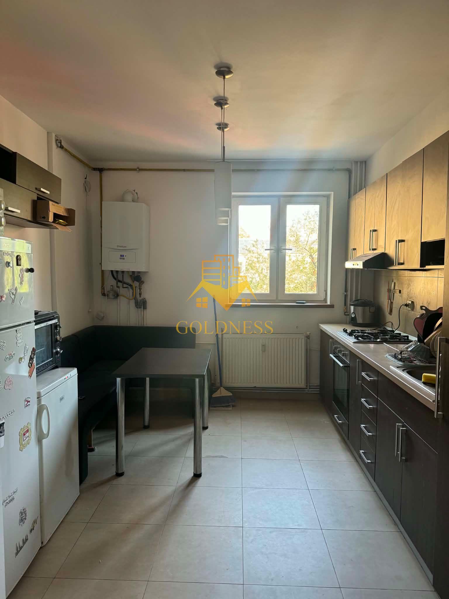 2 camere, decomandate, Central str. Republicii, Zona UMF, Motilor - 3