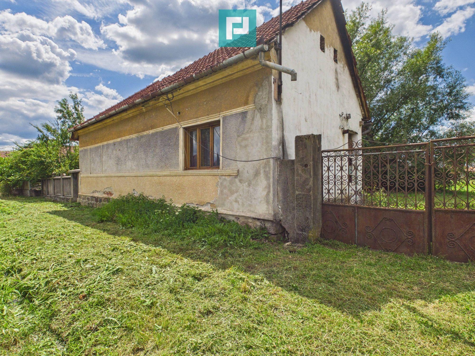 Casă cu teren de 2341 mp, în Bonțești, Arad - 1