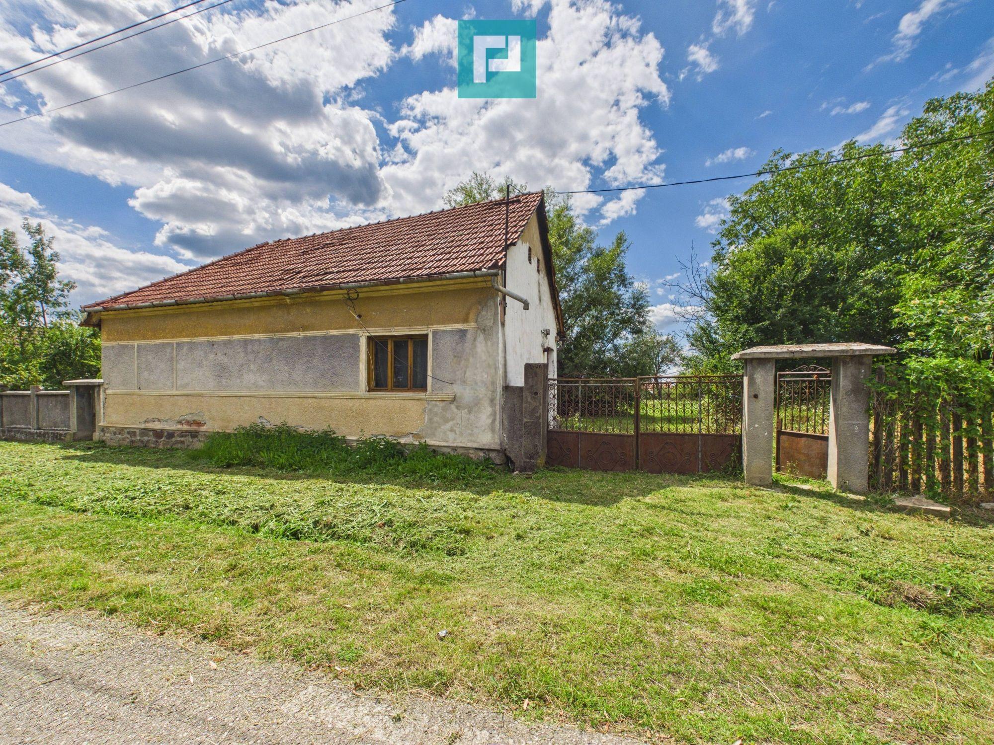 Casă cu teren de 2341 mp, în Bonțești, Arad - 2