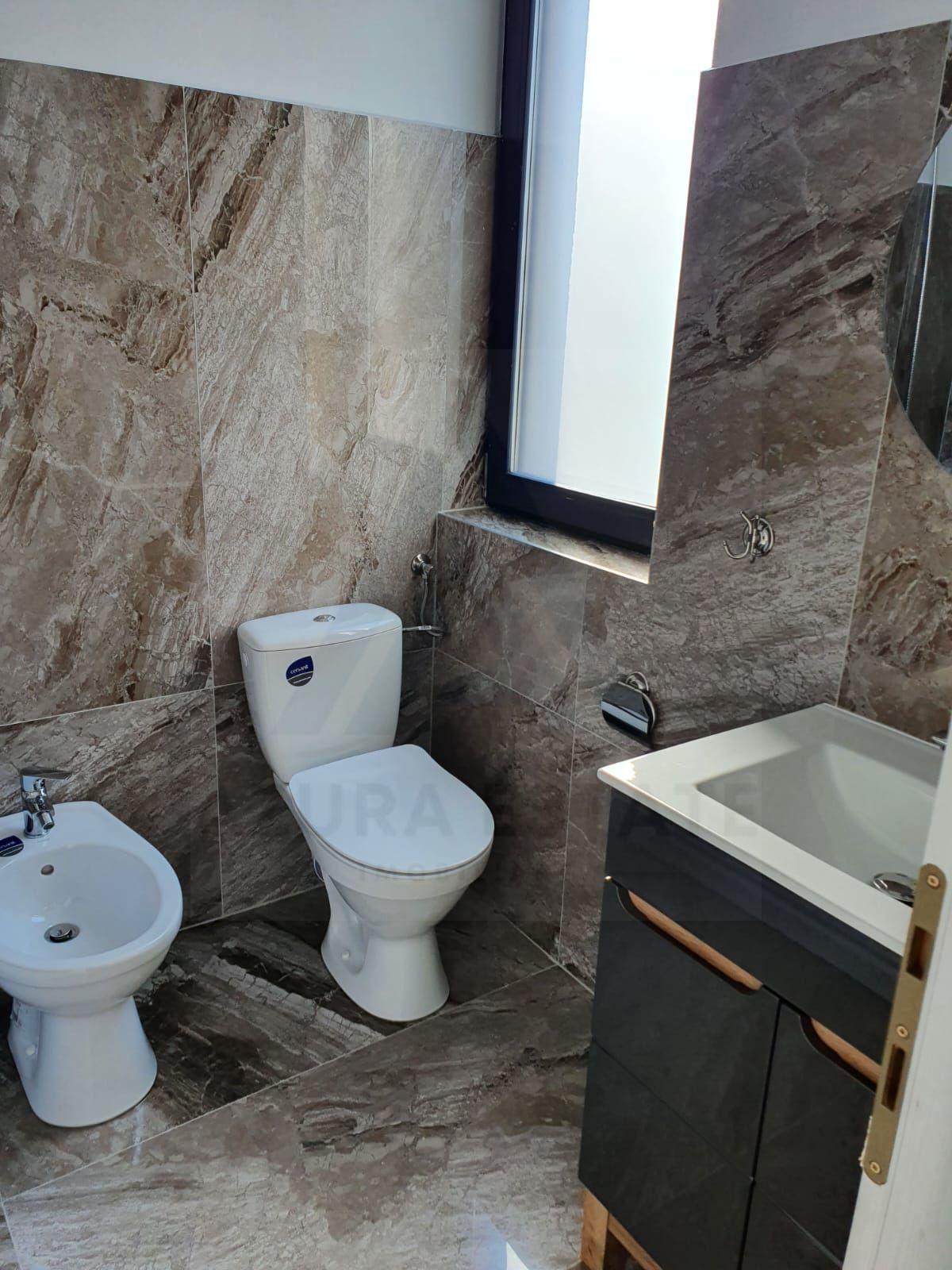 Apartament modern 60 mp 3 camere 2 băi Șelimbăr - 9