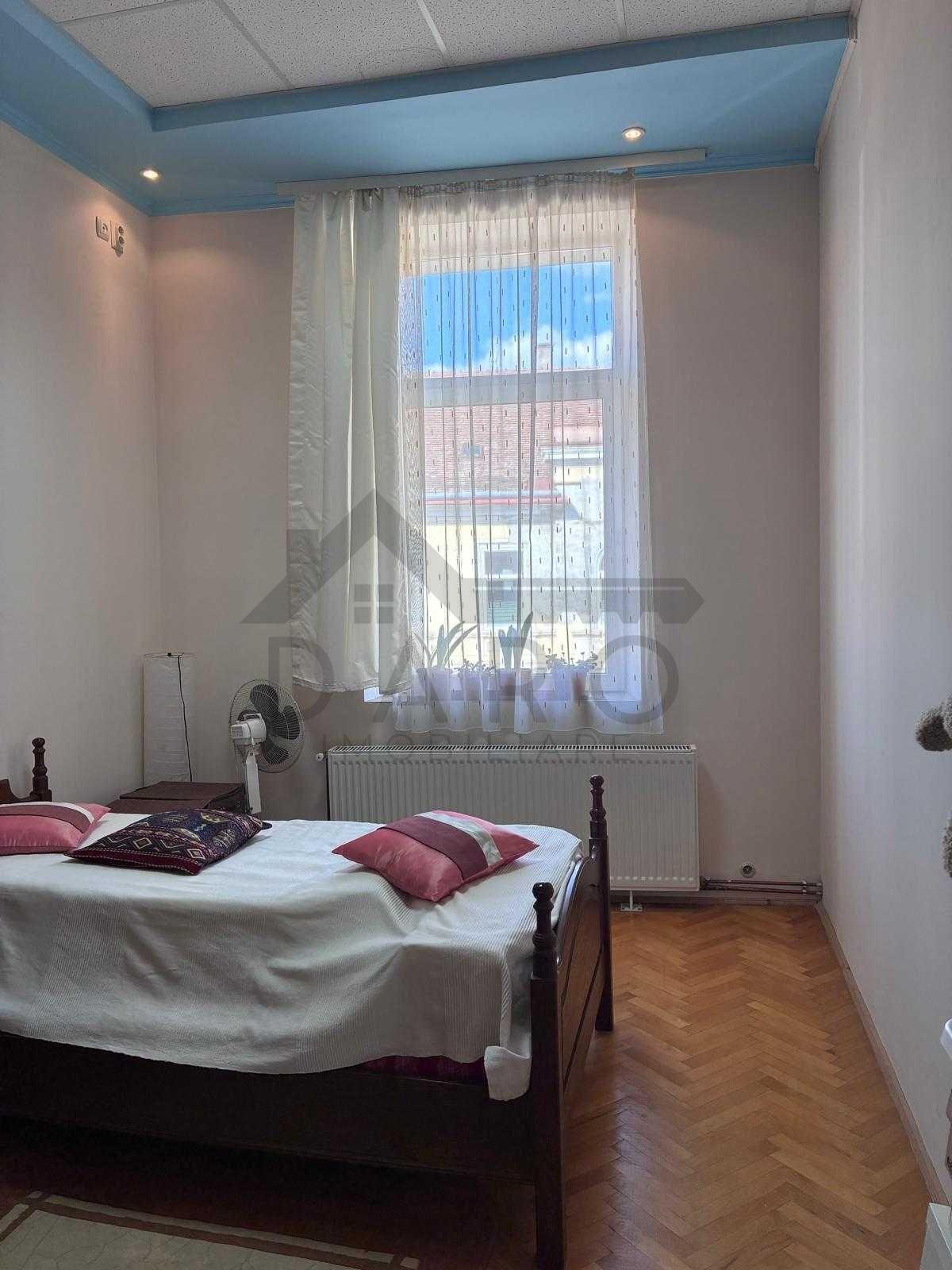 Vand apartament cu 3 camere zona ultracentral, Targu Mures - 4