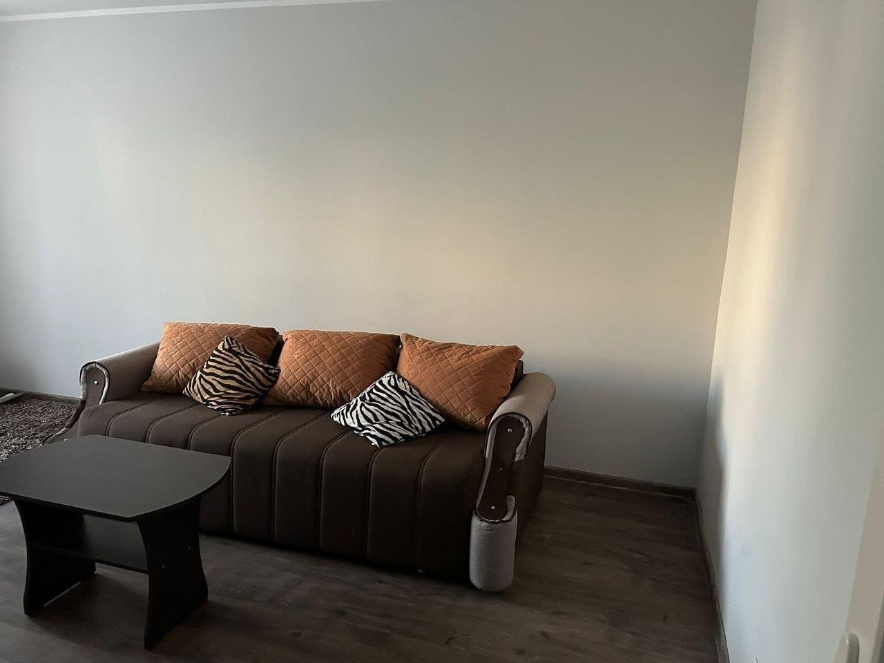 De inchiriat apartament cu 2 camere, General, etaj 1, 400 euro - 3