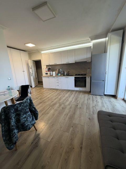 Apartament 3 camere , zona Stefan Cel Mare - 2