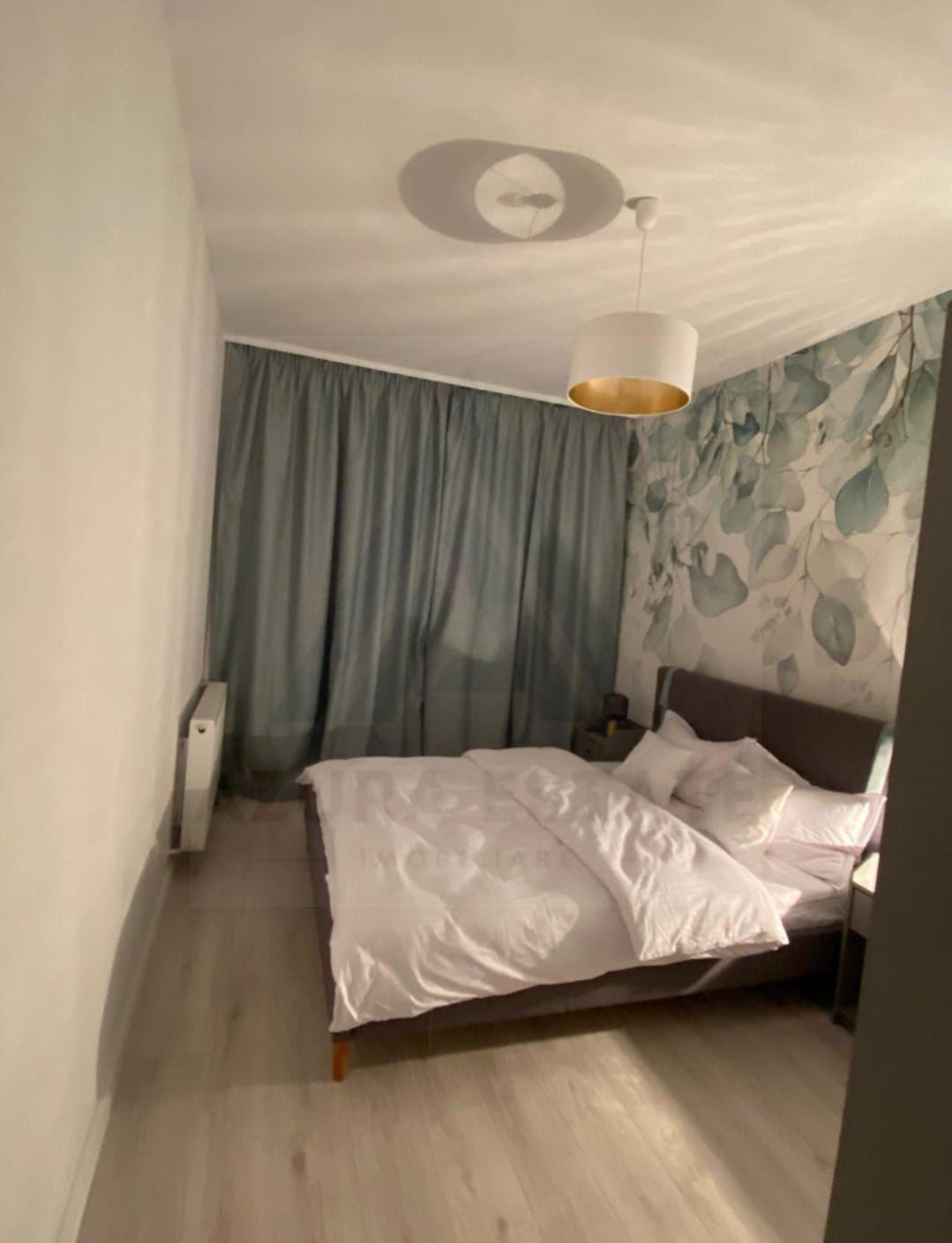 Apartament modern 3 camere balcon 5 mp utili si parcare zona Centrala - 12