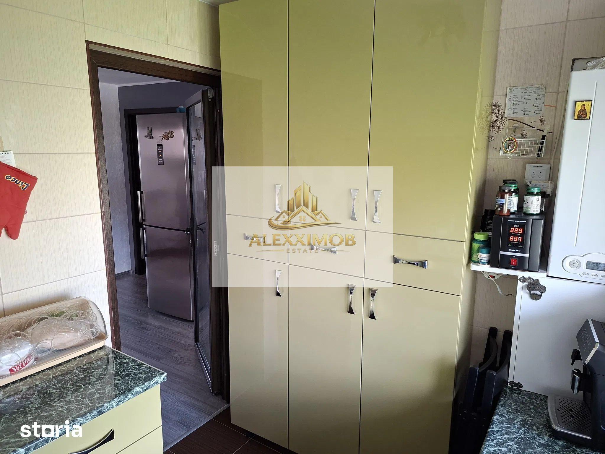 Apartament de Vanzare - 3 Camere - Mansarda vila - 65 MP - 15