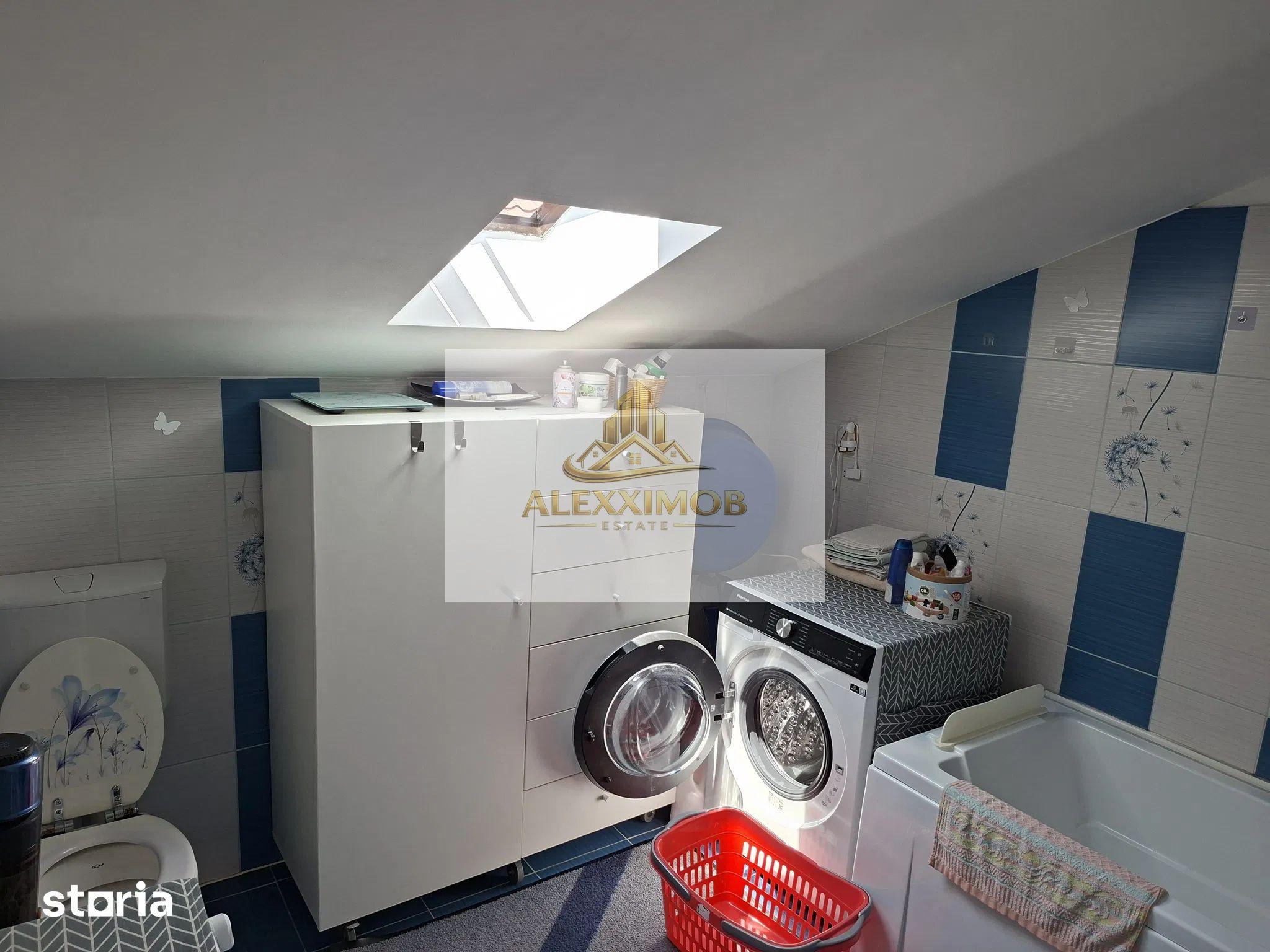 Apartament de Vanzare - 3 Camere - Mansarda vila - 65 MP - 11