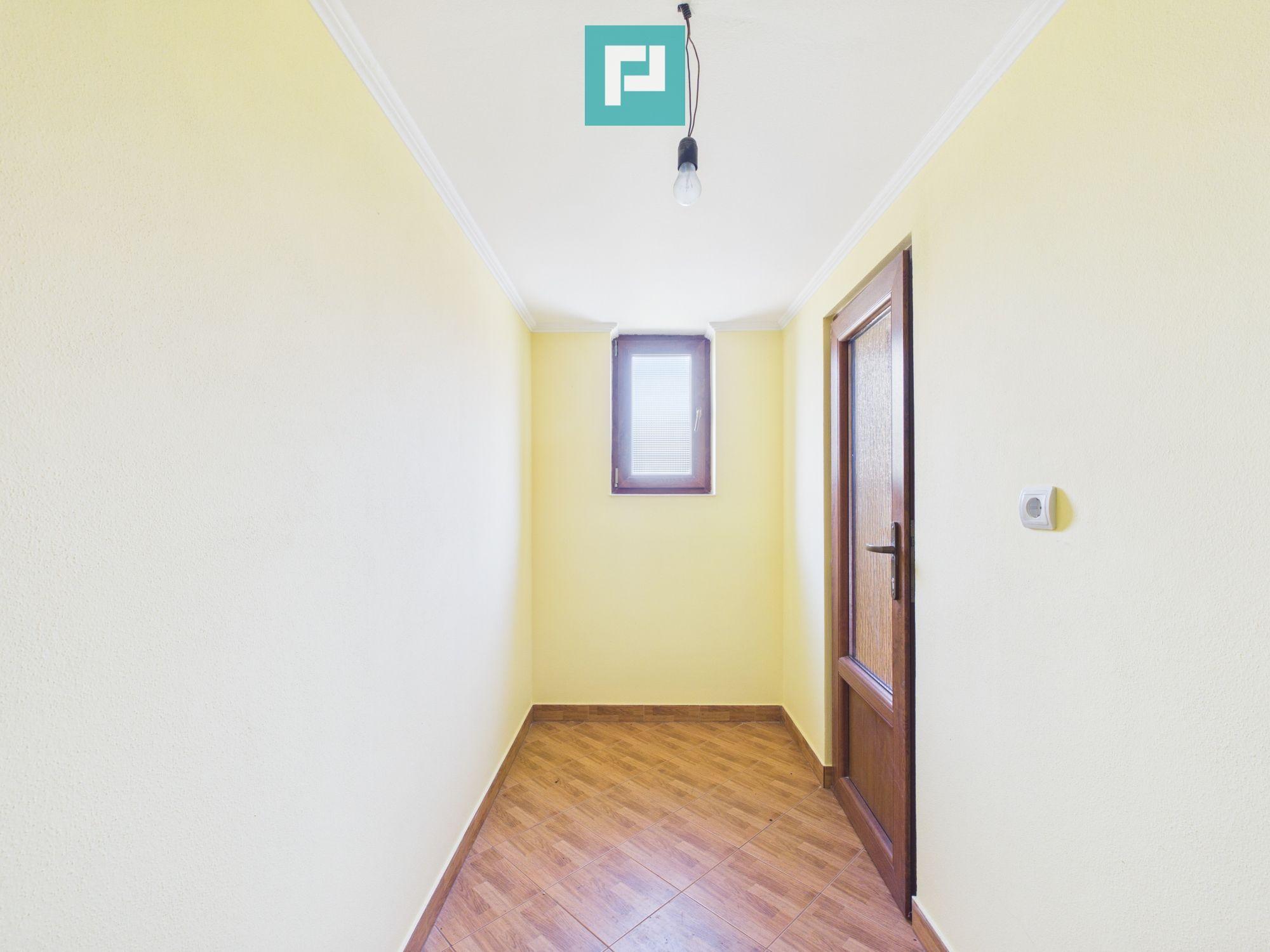 Casă semifinisată, cu 5 camere, în Bonțești Arad - 5