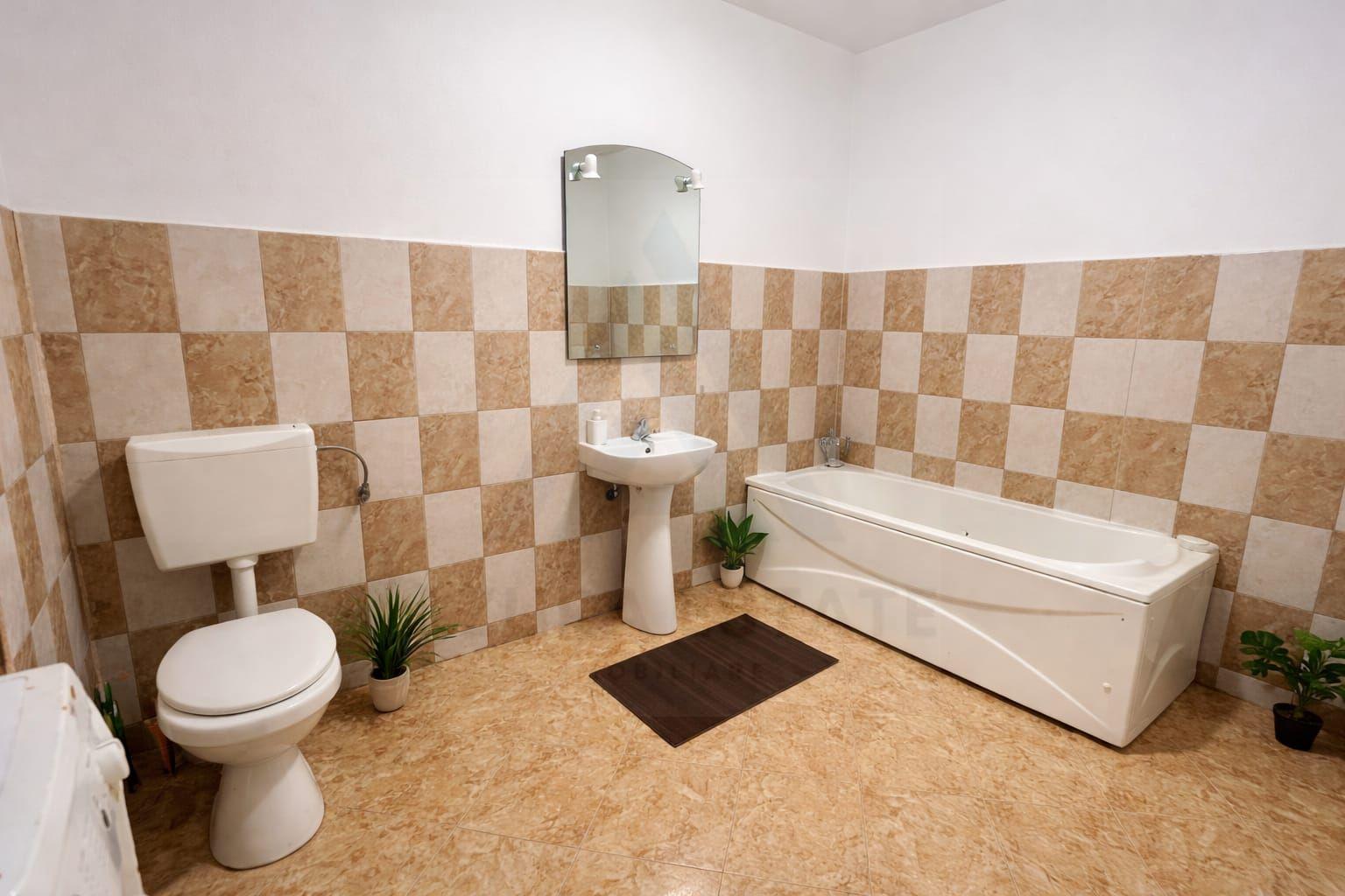 Apartament 2 camere parter 64 mp utili balcon 7 mp zona Selimbar - 5