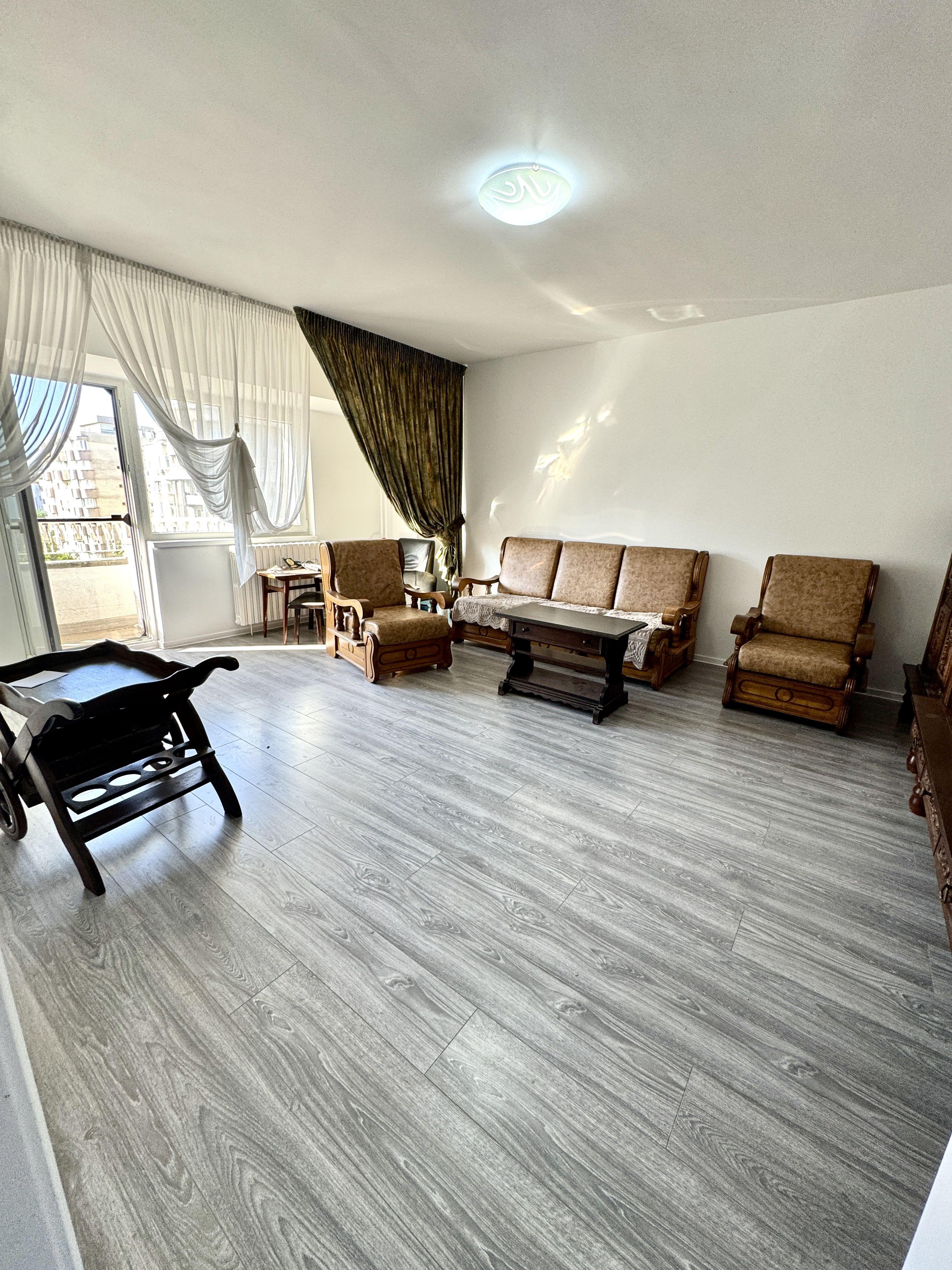 Apartament 2 Camere | Decebal | Decomandat - 4