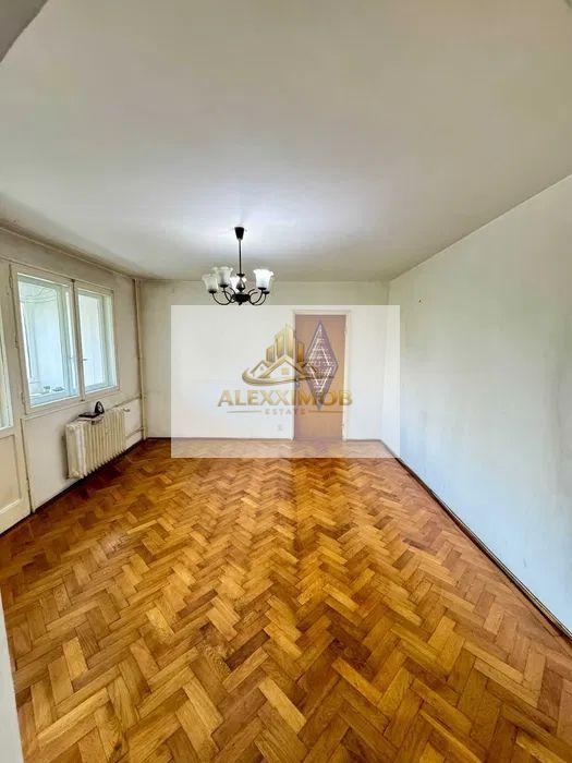 Apartament 3 Camere de Vanzare - 70 mp - Bd. Alexandru Obregia - 1