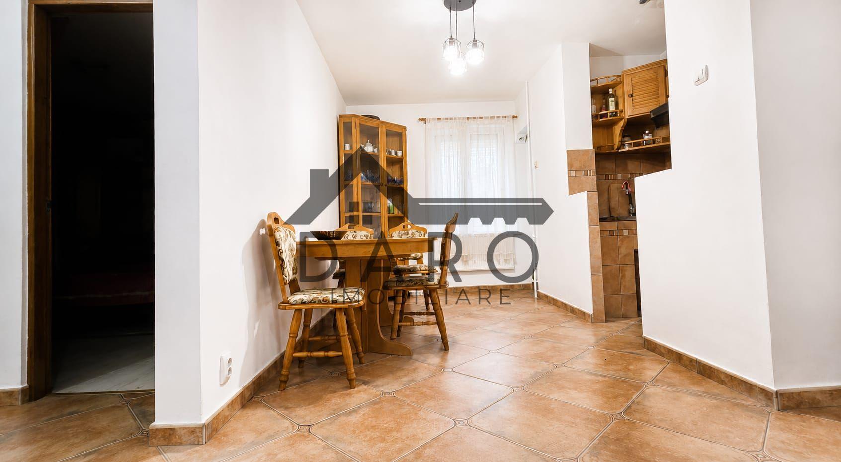 DE VANZARE APARTAMENT CU 3 CAMERE PE STR. MUNCII CARTIERUL TUDOR ET. 3 - 3