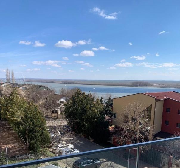 De inchiriat apartament 2 camere bloc Riviera faleza Dunării , 750 Euro - 1
