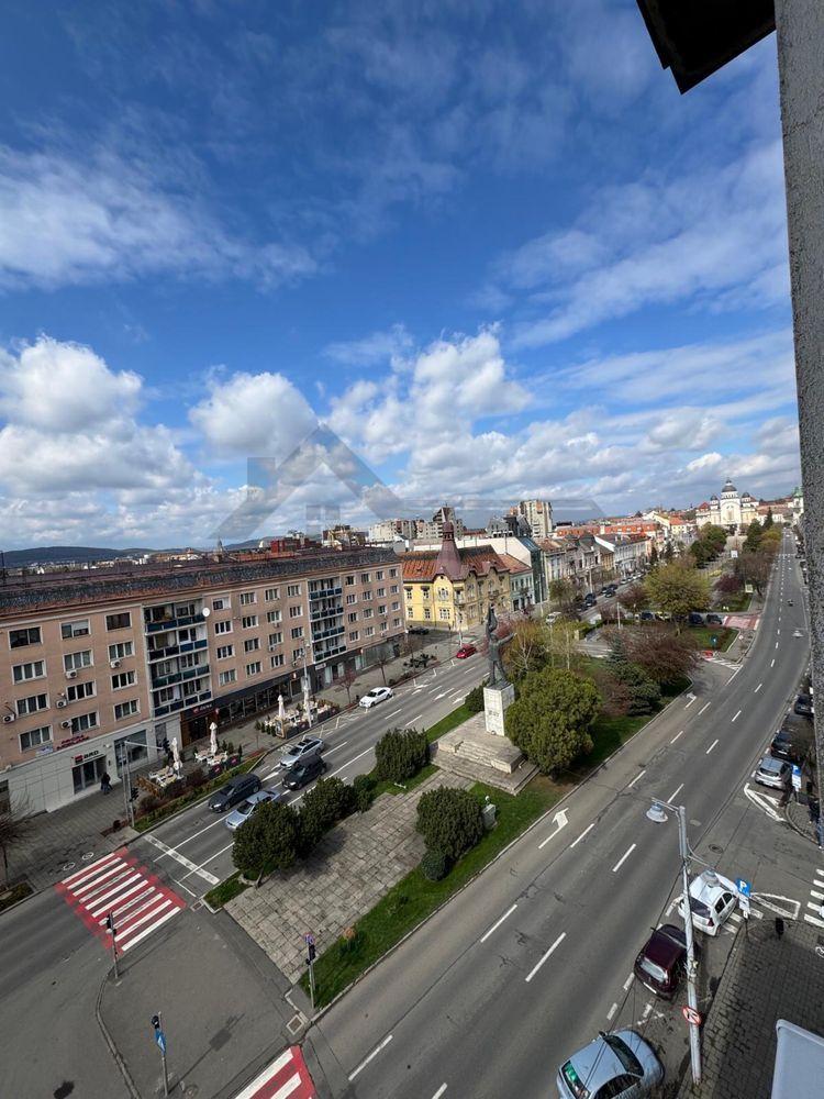 De vanzare apartament ultracentral - 1