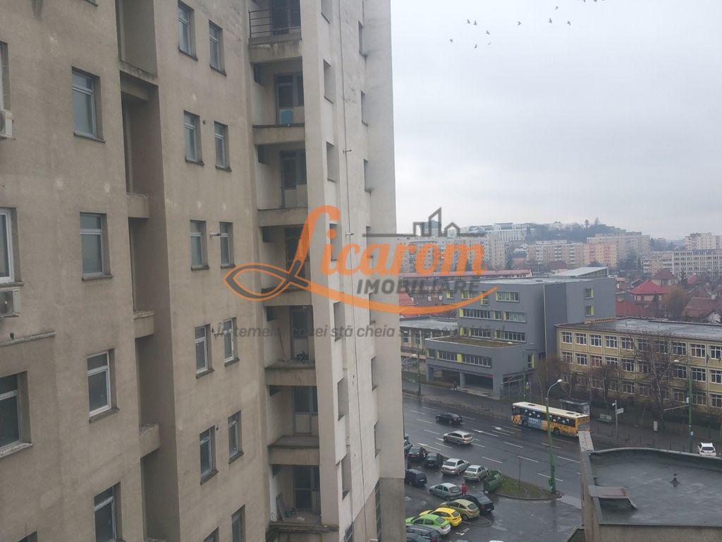 Spatiu de birou Centrul Civic str Mihail Kogalniceanu pret 600 euro - 2