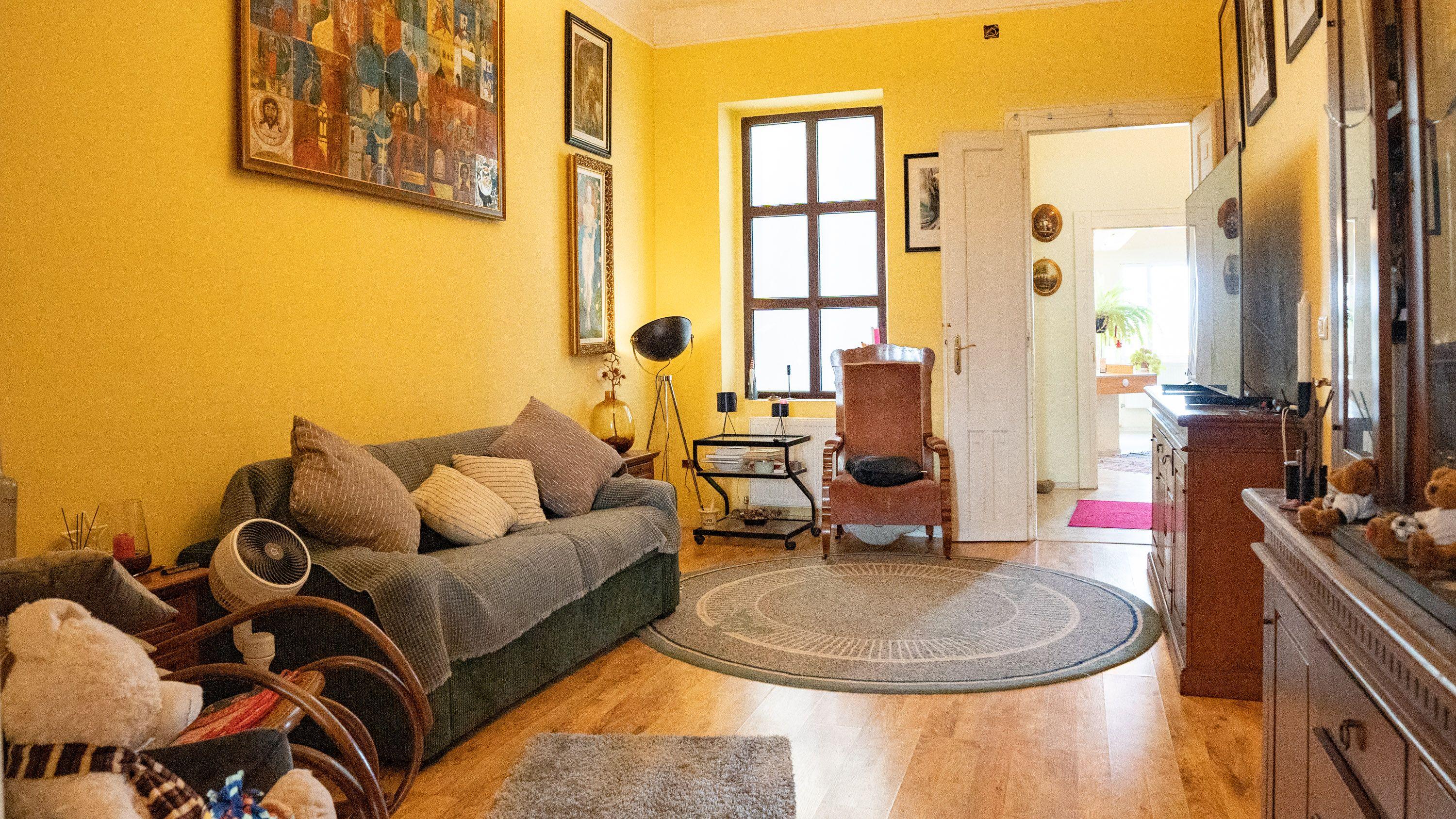2 camere. Adresă centrală. 99 mp construiți. 2 băi. Etaj 3. - 1