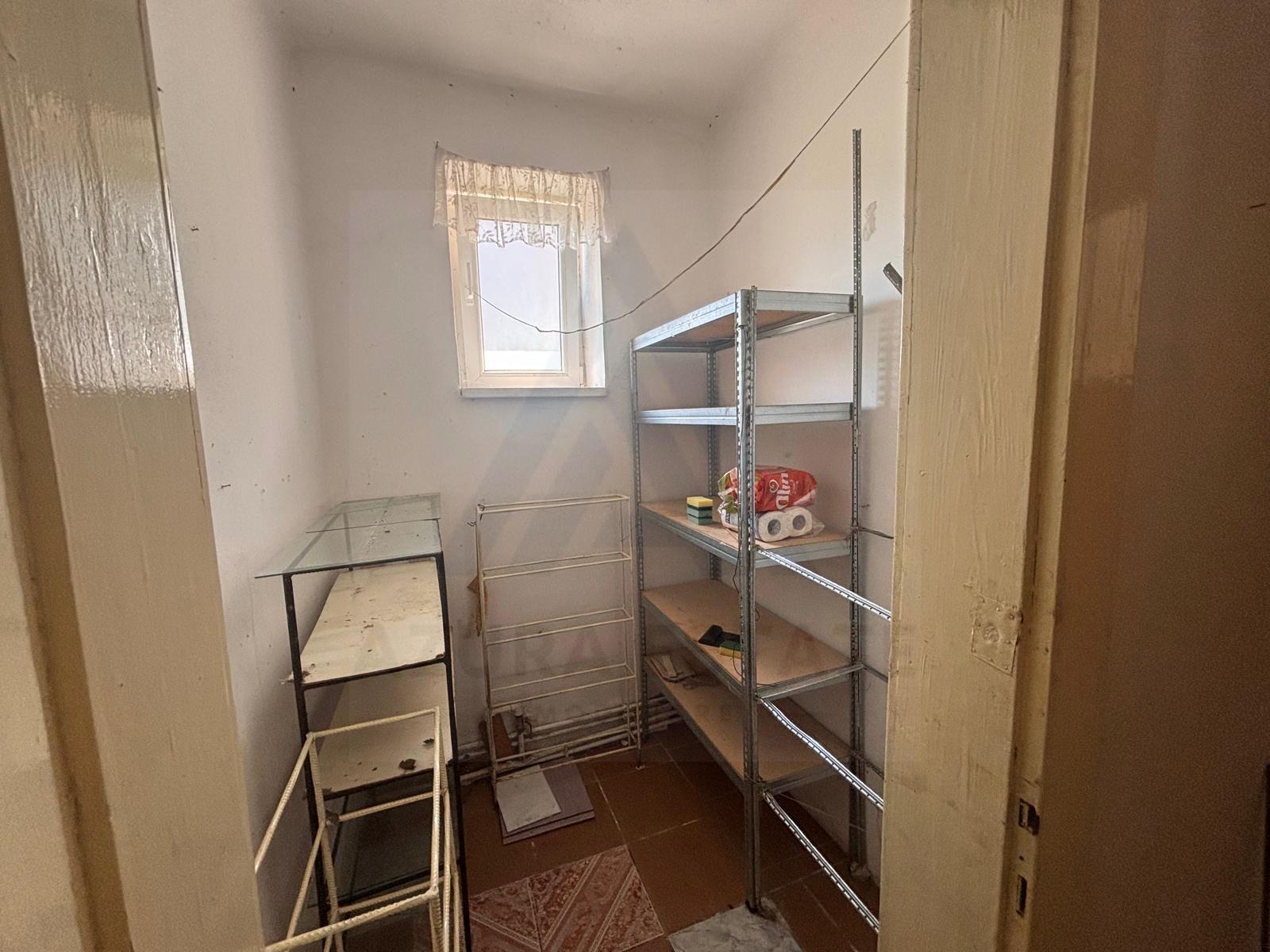 Casa singur in curte 335 mp teren si acces auto in zona Promenada Mall - 13