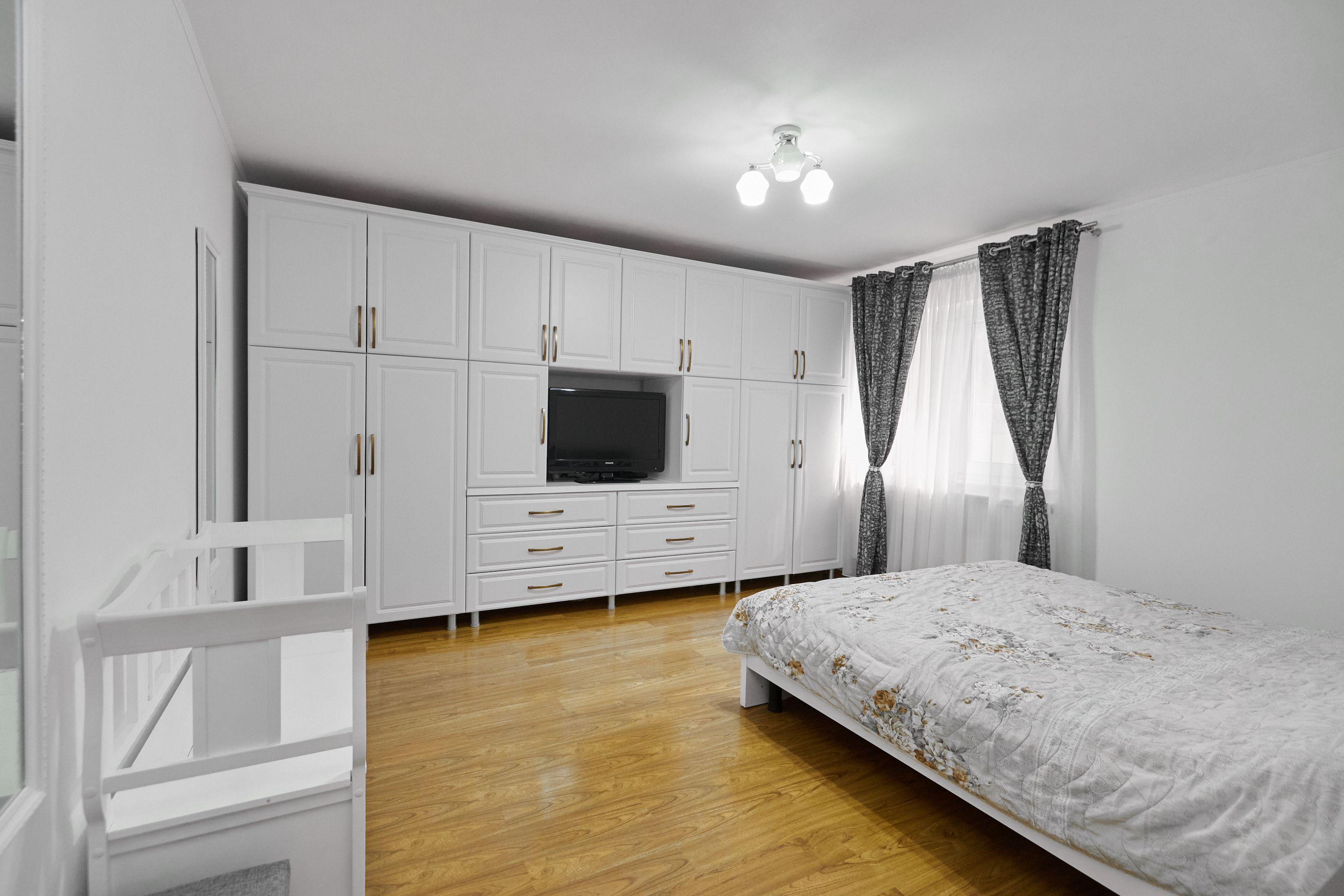 Casa P+ 1+ teren 507 mp cu vecin padurea Pitesti - 1