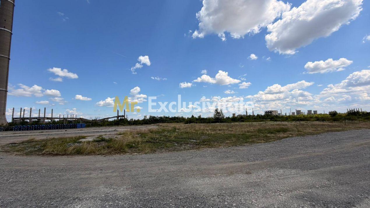 Teren intravilan 3.288 mp | Front stradal 69 m | Zona fostului CET Bradu | - 2