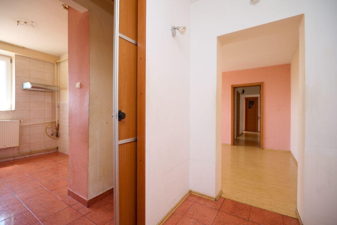 Apartament 4 Camere Decomandat | Craiovei | 3 Balcoane | Parcare - 2